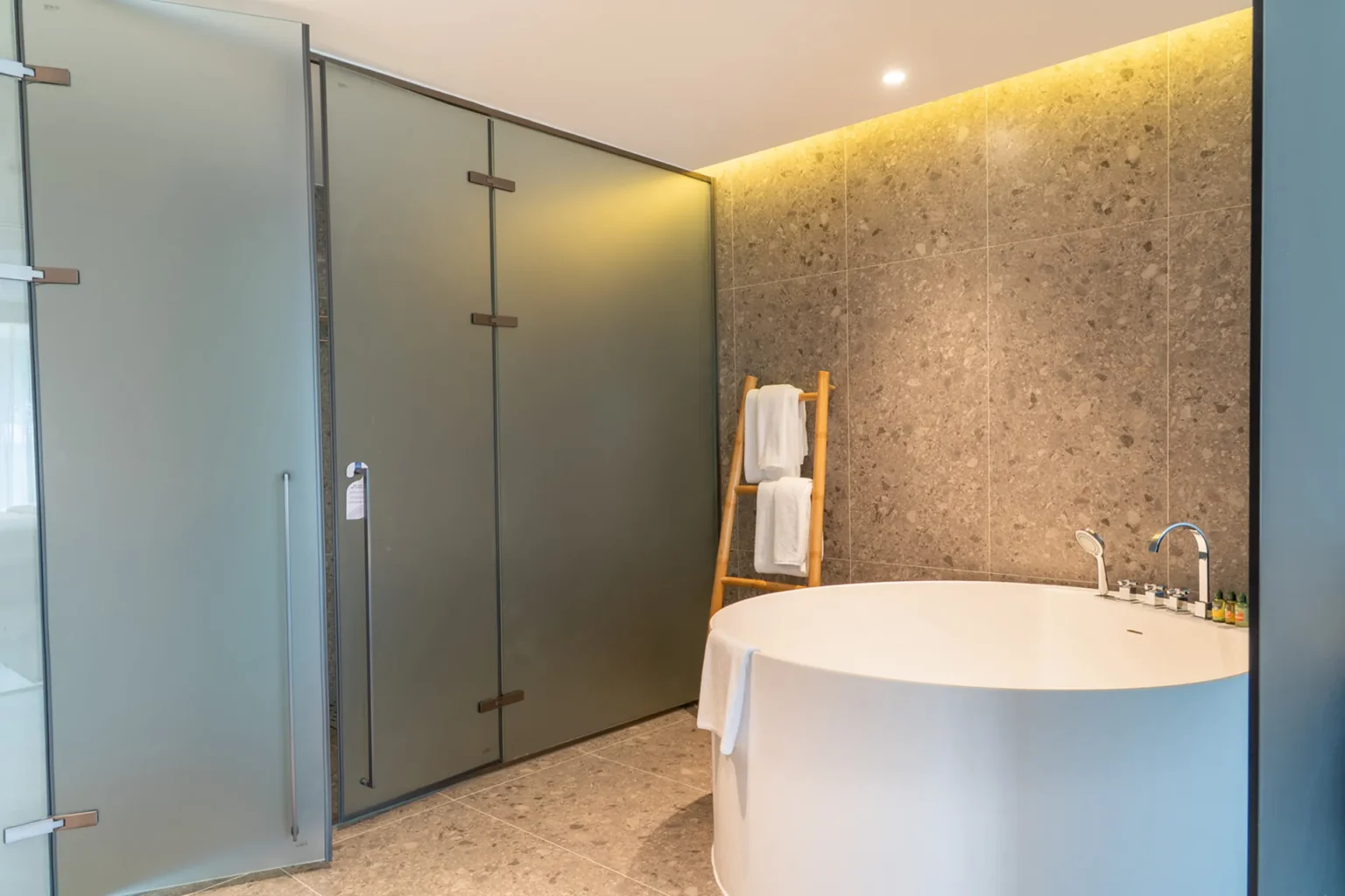 Kora Beach Resort Phuket_Accomodations_Two Bedroom Executive Suite (12) 1