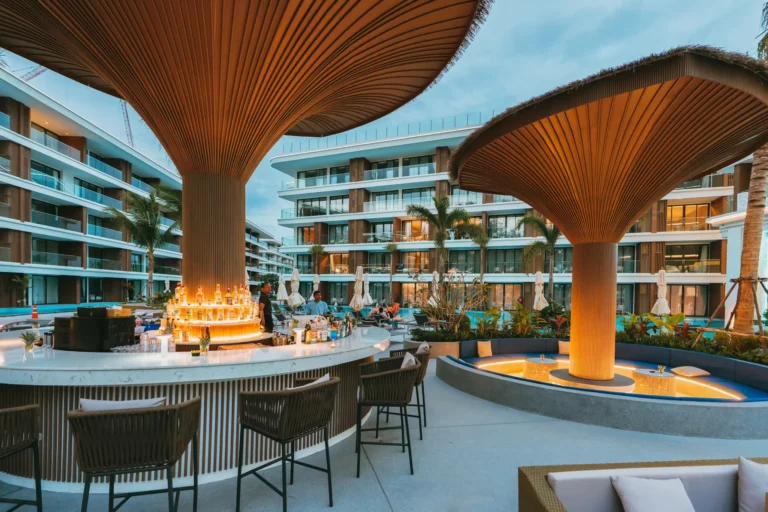 Pool Bar 3